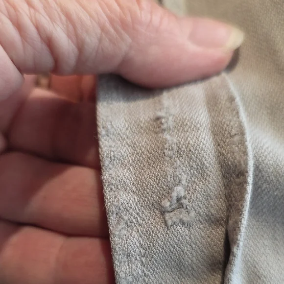 NEW FRANK & EILEEN MEN'S LUKE TATTERED DENIM BUTTON UP SHIRT IN GRAY SIZE S - Picture 5 of 9